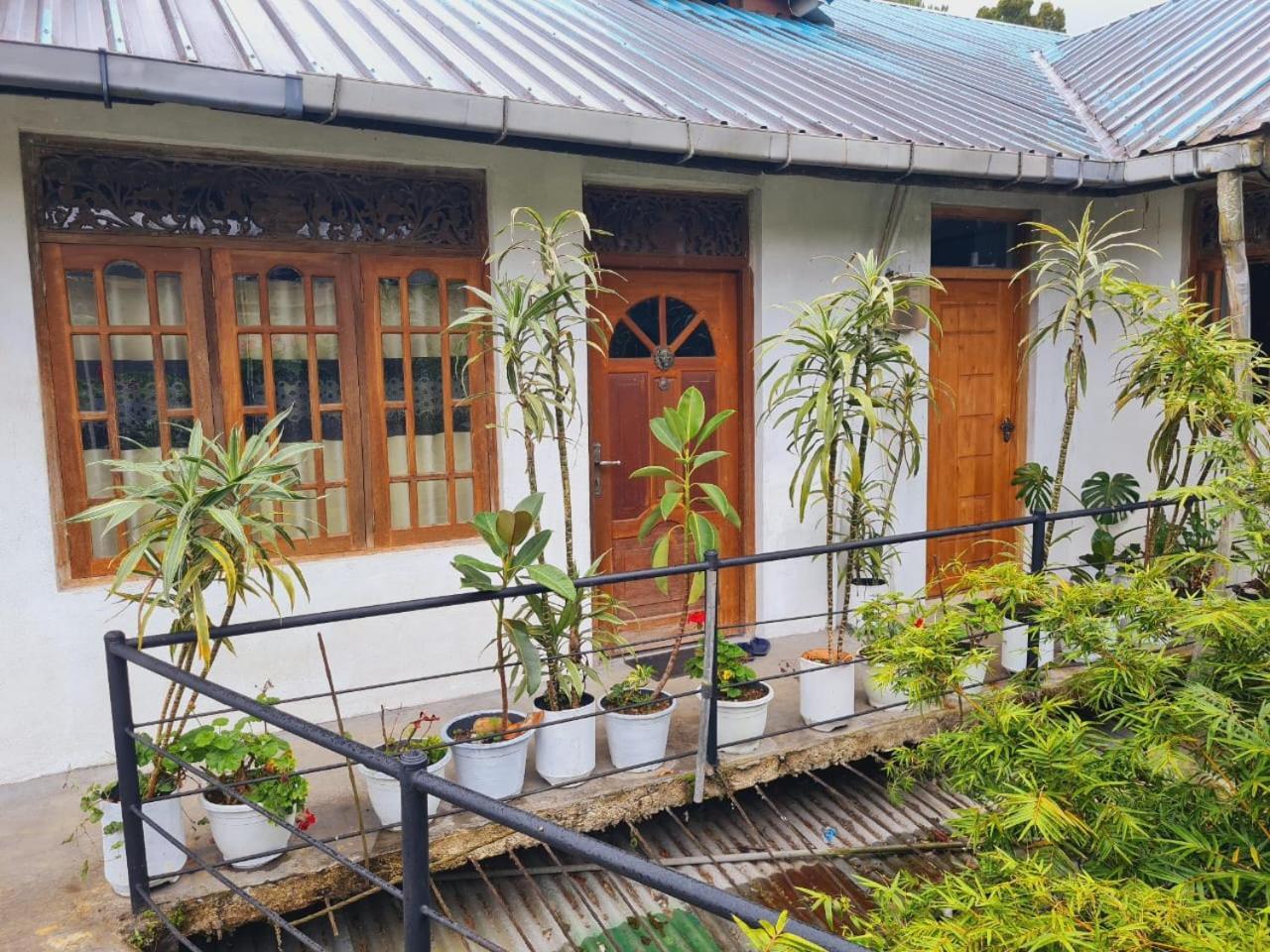 Sasru Holiday Home Nuwara Eliya Exterior foto